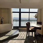 Queen Of Nile View
