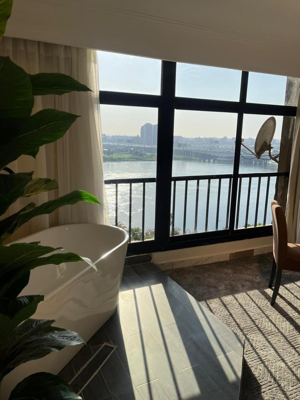 Queen Of Nile View Cairo